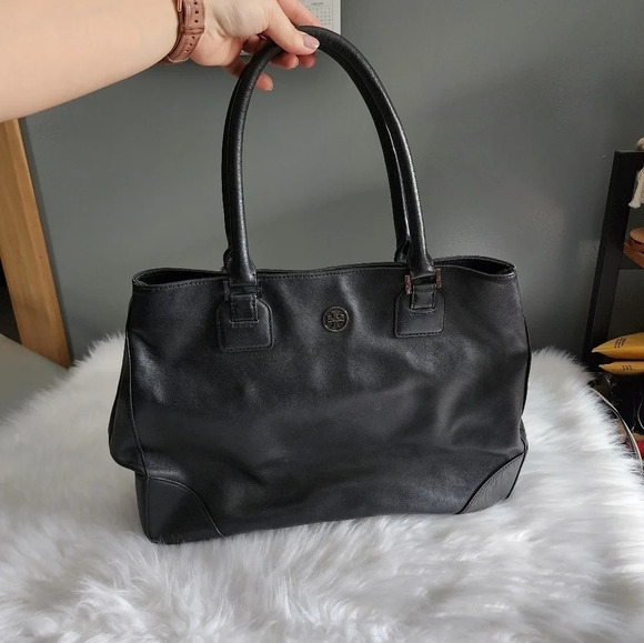 Tory Burch Hudson Bay Robinson Leather Tote - Picture 3 of 11